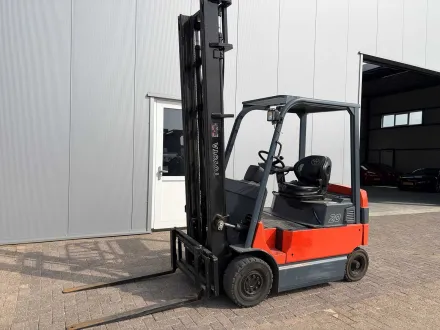 Toyota - 2004 - 7FBMF20 - Gabelstapler – RESALE