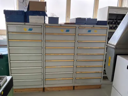 LISTA - Werkzeugschrank, ohne Inhalt – RESALE