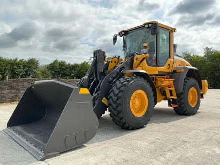 Volvo L90H Schaufel 2024 – RESALE