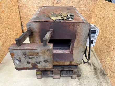 1962 DEGUSSA Elektro-Industrieofen / Wärmebehandlungs- und Schmelzofen – RESALE