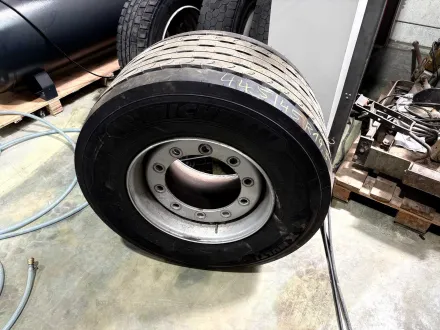 Michelin - LKW-Komplettrad - X Multi HL - LKW-Reifen – RESALE