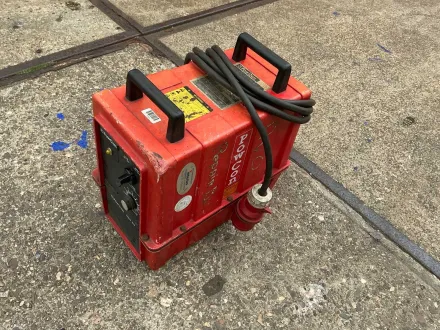 Powercon 300 SS Plasmaschneidemaschine – RESALE