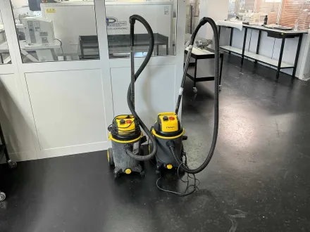 STANLEY SXVC25PTDE Staubsauger (2x) – RESALE