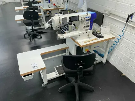 2021 JUKI LS-2328V/7 Nähmaschine – RESALE