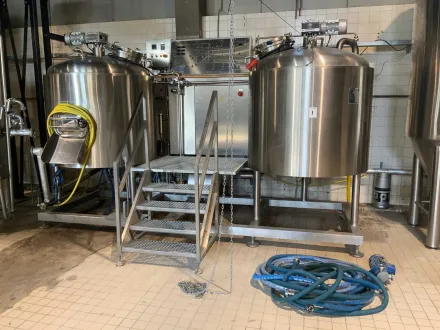 (c) 2022 Svoboda V2/1000 Brauerei-Installation – RESALE