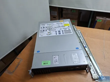 Server TERRA 1100972 angeschafft 11.2021 für ca. 5 – RESALE