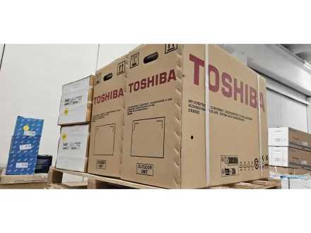 TOSHIBA Lager 4 Stück – RESALE
