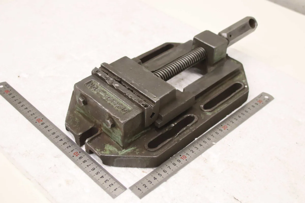 CEKABA BON Spannweite 130 mm Maschinenschraubstock