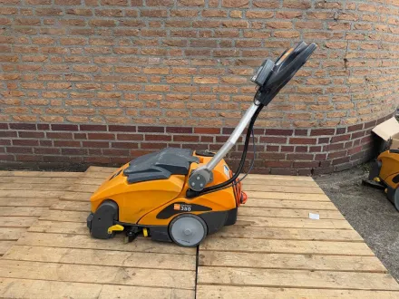 Taski Swingo - 355 - Selbstfahrender Kehrer – RESALE