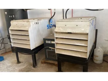 INGERSOLL RAND-SSR-SERIE Schraubkompressoren (x2) – RESALE
