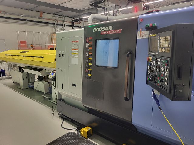 DOOSAN PUMA TT 1800 SY Dreh- und Fräszentrum