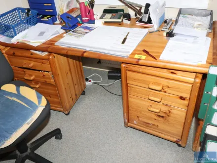 Büromöbel Kiefer Landhausoptik Schreibtisch – RESALE