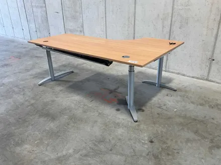 OMT Schreibtisch elektrisch verstellbar – RESALE