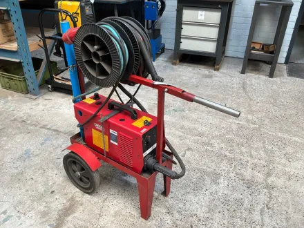 Lincoln Electric Invertec PC60 Plasmaschneidmaschine – RESALE
