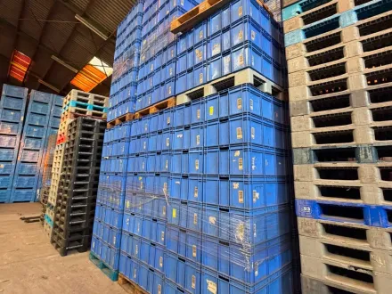 SSI Schafer EF 8320 Stapelbare Kiste (160x) – RESALE