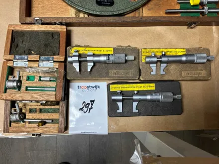 Mitutoyo Innengröße Mikrometer (3x) – RESALE