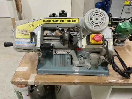 1999 Huvema HM 100 BM Metall-Horizontalbandsäge – RESALE