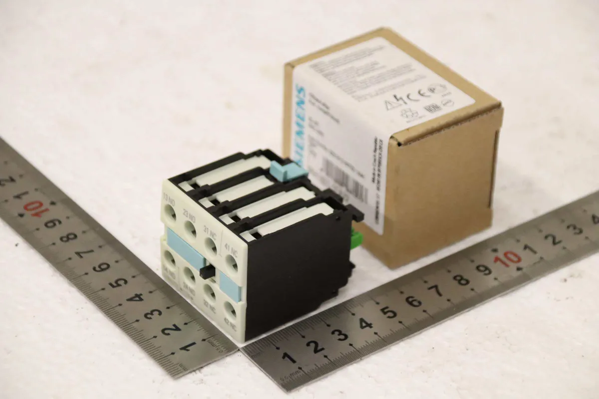 Siemens 3RH1921-1FA22 3ZX1012-0RT02-1AA1 Hilfsschalterblock
