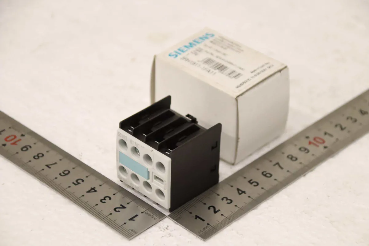 Siemens 3RH1911-1FA11 3ZX1012-0RH11-1AA1 Hilfsschalterblock 3 Stück