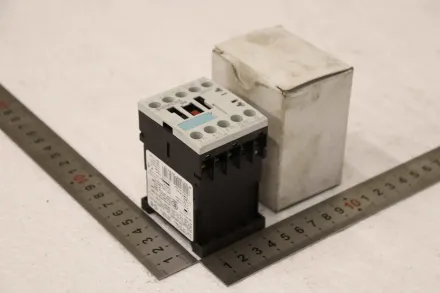 Siemens 3RT1016-1BB42 3ZX1012-0RH11-1AA1 Schütz – RESALE