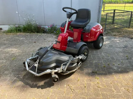 2022 CasteLgarden P901 CH / XZ4 180 PWX Aufsitzmäher – RESALE