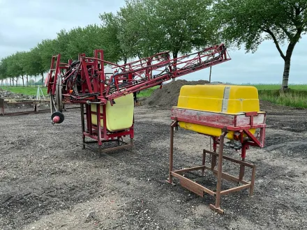 Hardi LZY800 montierter Sprüher mit vorderem Tank – RESALE