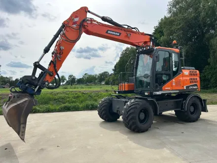 2018 Doosan DX140W Radbagger – RESALE