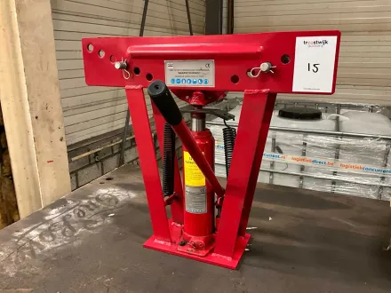 HBM 12 Tonnen Hydraulischer Rohrbieger – RESALE