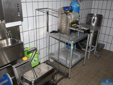 Stapelbarer Transportroller für EN-Box ca. 60x25x1 – RESALE