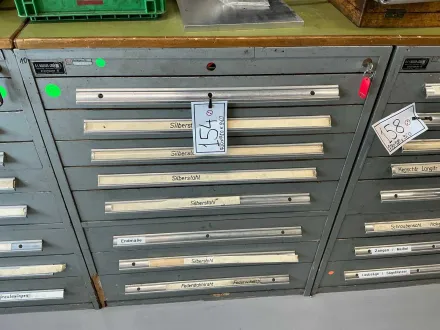 Werkstattschrank mit Inhalt – RESALE
