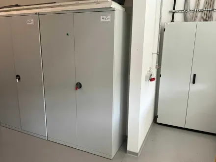 RONIS - Werkstattschrank mit Inhalt – RESALE