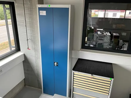 MAUSER - Werkstattschrank mit Inhalt – RESALE
