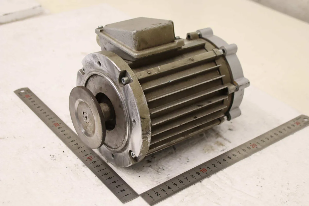 Albany 00-0744-25 Elektromotor 0,55 kW 1395 U/min