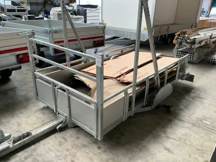 Unfertiger Anhänger – RESALE