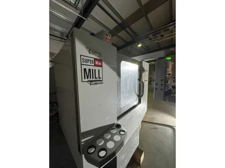 HAAS - Super Mini Fräsel CNC +4. Achse - CNC Vertikales Bearbeitungszentrum - 2008 – RESALE