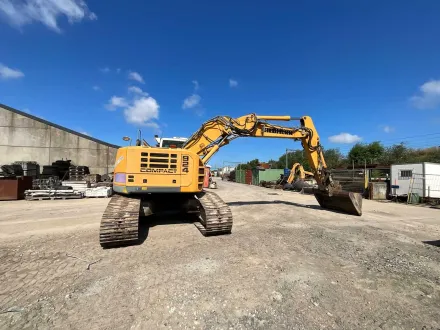 2010 LIEBHERR R924 kompakter Litronic-Raupenbagger – RESALE