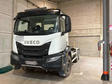 2020 IVECO Lkw Lkw – RESALE