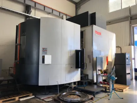 Mazak VORTEX e-1060V/8 Bearbeitungszentrum - Universal – RESALE