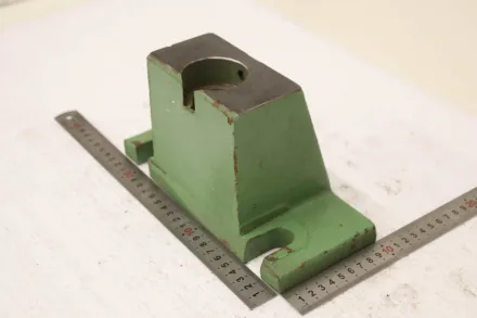 Mubea Aufnahme Unten  Ø 35 mm Stanzwerkzeug – RESALE