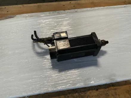 Vickers - FAS T-1-M4-030-00-00-G6 - Vickers Servomotor – RESALE
