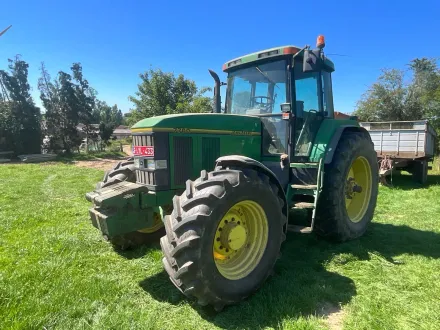 1994 John Deere 7700 – Landwirtschafts-/Forsttraktor – RESALE
