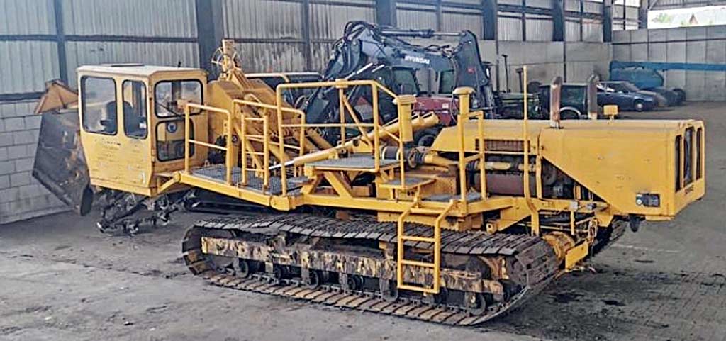 Dynapac Hoes 685 Gigant Drainagemaschine
