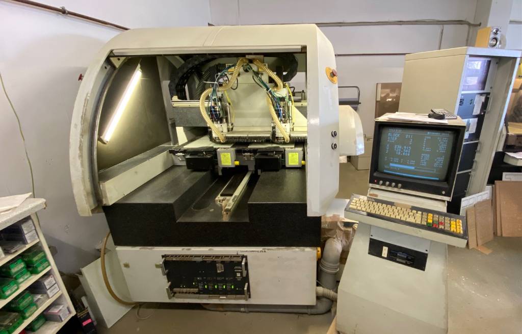 Lenz CNC-Leiterplatten-Bohr- und Fräsmaschine