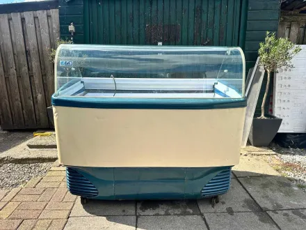 2009 Bastia Umbra – Samao 140 Col – Kühlvitrine – RESALE