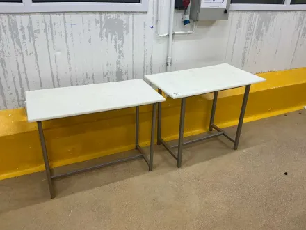 Schneidetische (2x) – RESALE