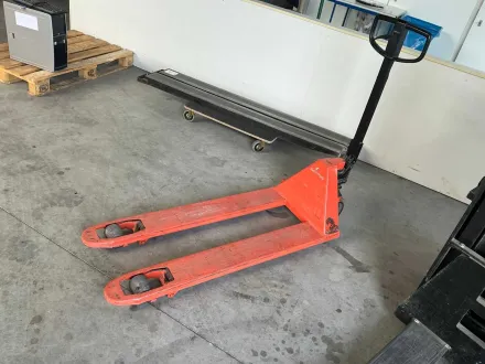 2017 Toyota/BT Lifter LMH230 Handhydraulischer Palettenwagen – RESALE