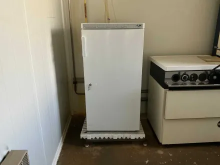 Liebherr Aqua Lytic Temperaturkontrollkabinett – RESALE