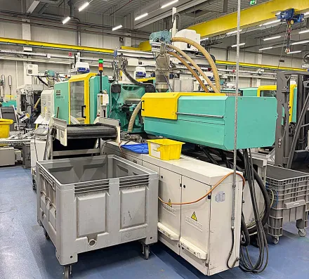 Arburg Allrounder 570 A 2000-800 Spritzgießmaschine – RESALE
