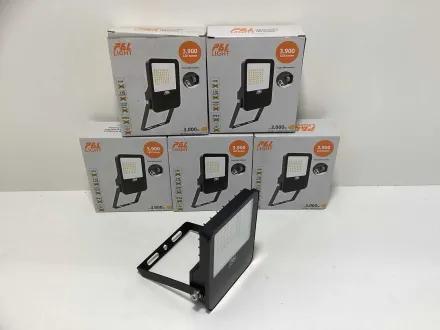 (5x) P&L Light LED-Baulampe / Flutlicht – RESALE