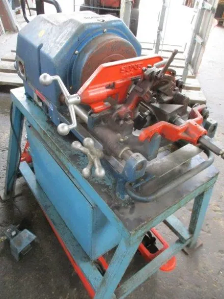 Berg & Schmid / Sone Alpha 4 Gewindeschneidmaschine – RESALE